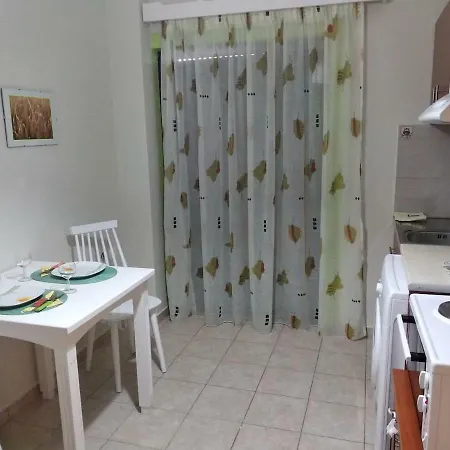 Elita Beachside Apartment